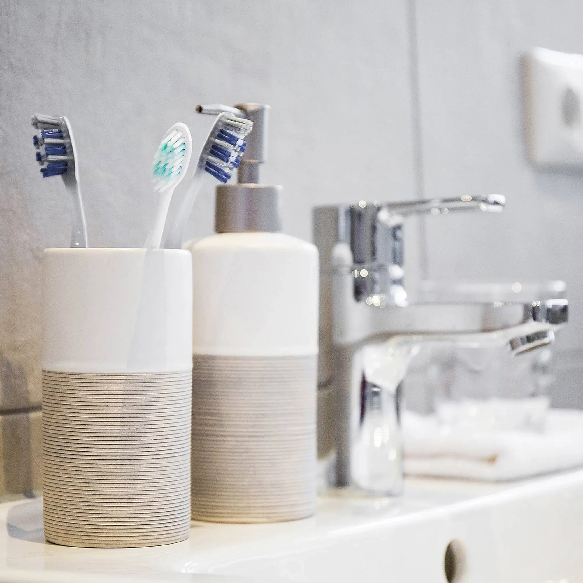 New Gobelet A Dents Salle De Bain