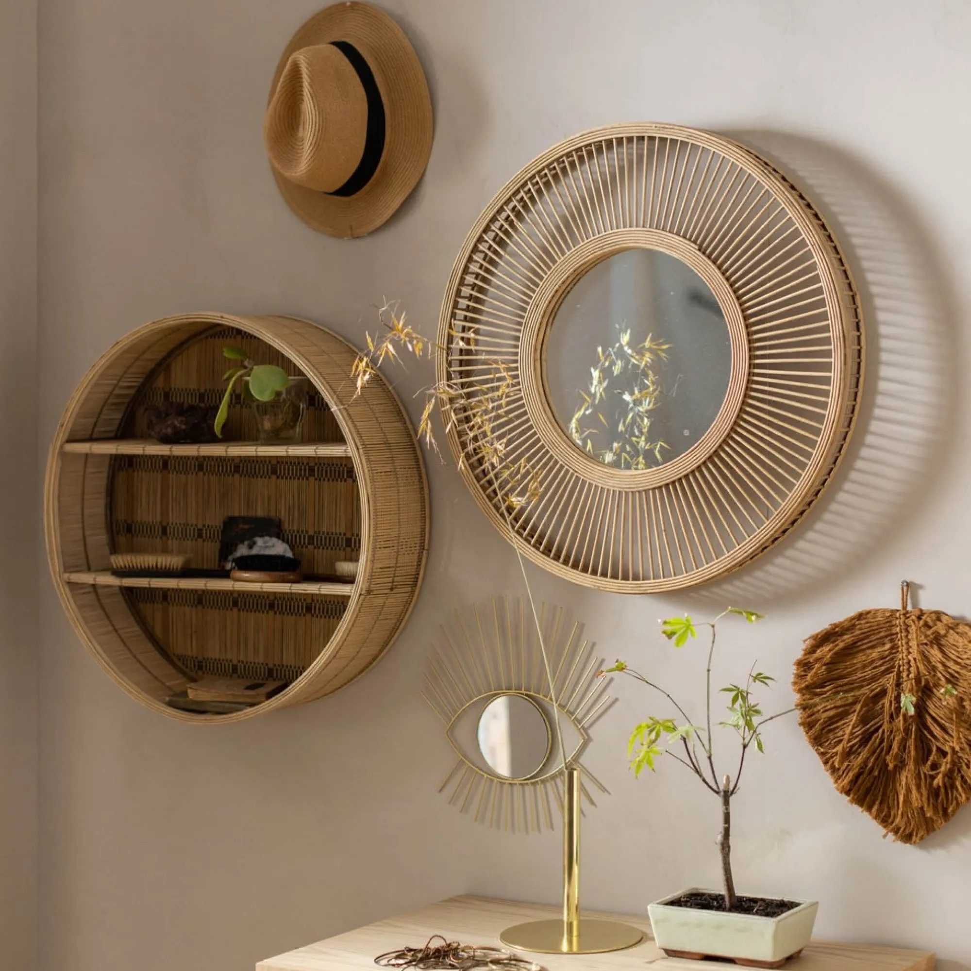 Store Il De Miroir Mural Idées De Cadeaux