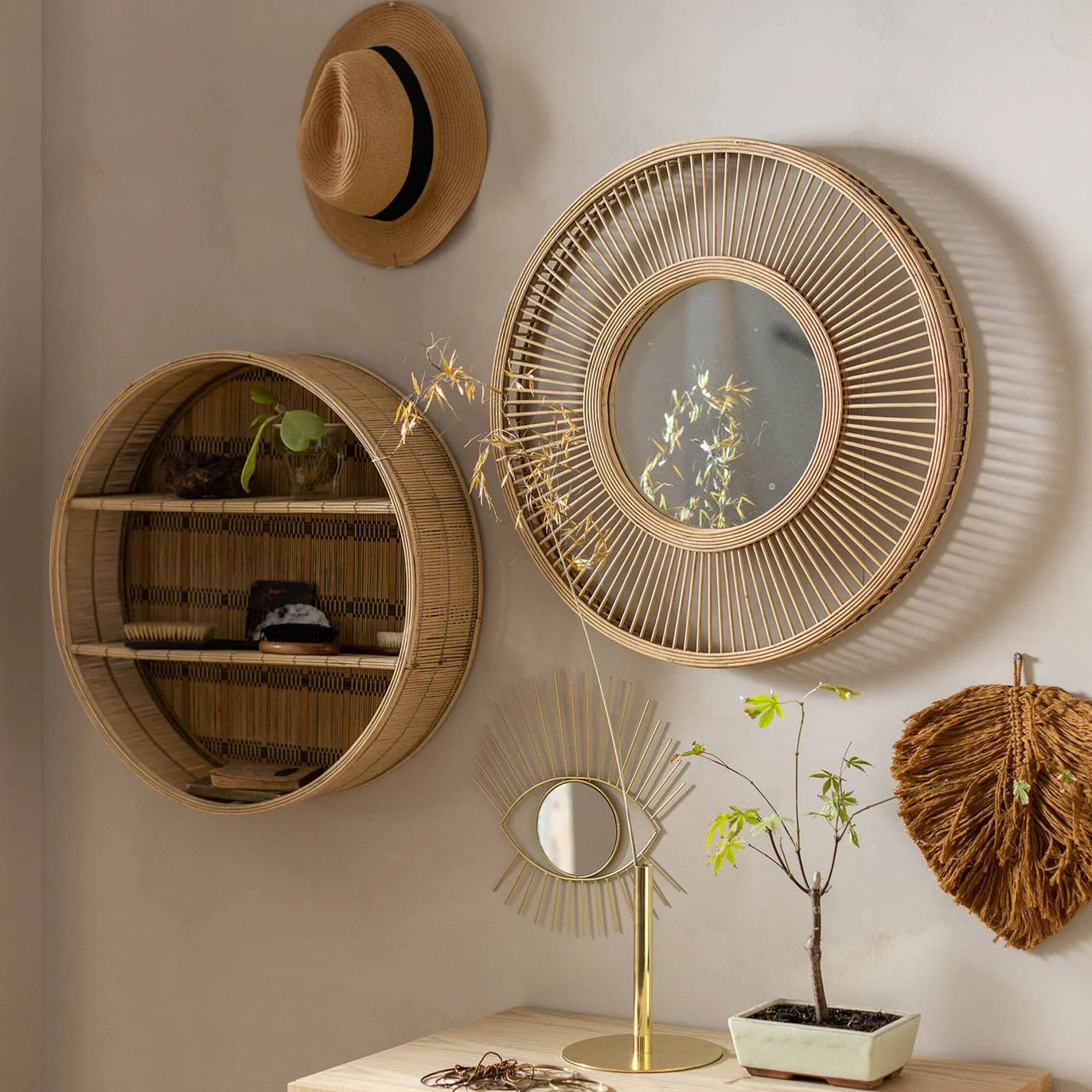 Store Il De Miroir Mural Idées De Cadeaux
